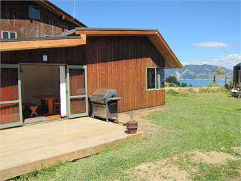 Macrocapa heights - tokomaru bay