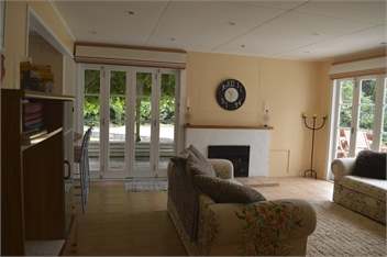 WHAT A VIEW - Manaroa