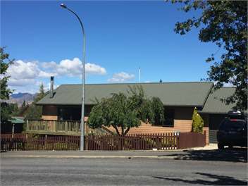 Central location on Conical Hill Road - Hanmer Springs