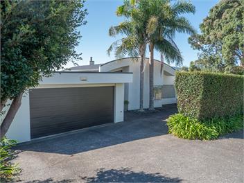 COOPERS BEACH FRONT - 
