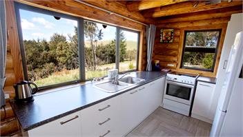 Cabbage Tree Cabin - Mt Lyford