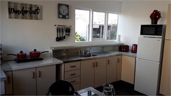 Rural Cottage Minutes from Beaches, Lakes and Town - Awanui