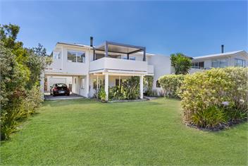 A REJUVENATING HOLIDAY ON RANFURLY - WHANGAMATA