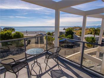 Sun, Sea, Sensational (Bachcare) - Kaiteriteri
