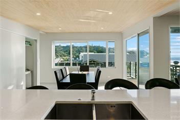 The White Haus (Bachcare) - Waihi Beach