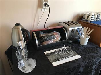 Lovett Lodge - Ensuite Duo with complimentary Continental brekki! - Invercargill