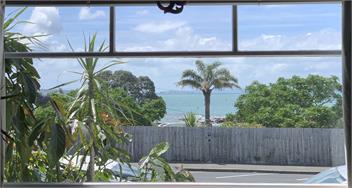 Art Deco by the sea Takapuna - Auckland
