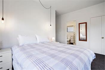 Kokomea House (Bachcare) - Wanaka