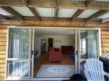 Harakeke Cottage: 12 Tata Heights - Takaka