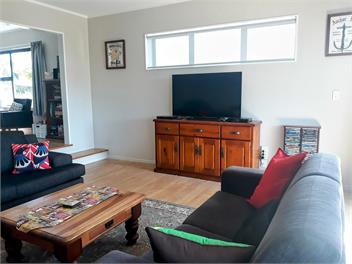 enjoybachlife122 - Whangamata