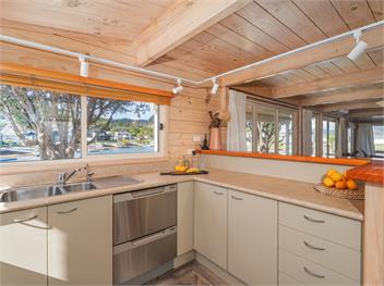 Waterfront Paradise (Bachcare) - Pauanui