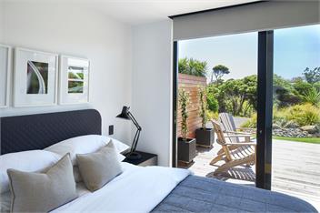 Coastal Retreat at Muriwai Beach - Auckland