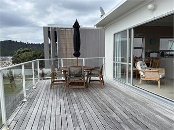 Hosts on the Coast Paradise on Pipi - Whangamata