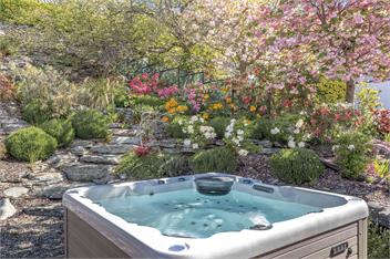 Willow Waters | Lakeside luxury with all day sunshine - Queenstown