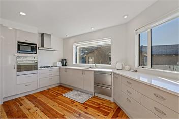Hensman House (Bachcare) - Queenstown