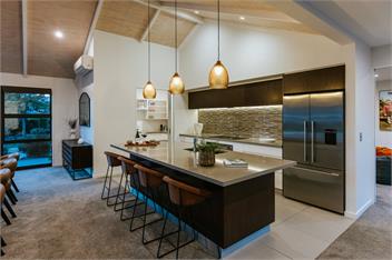 The Clearview House | Lake Views | Spa Pool | Sleeps 9 - WANAKA