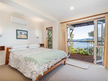 The Mount Paku Bach (Bachcare) - Tairua