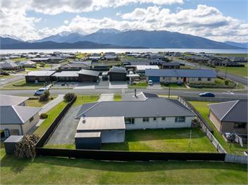 Fiordland Vista Lodge (Bachcare) - Te Anau