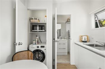 Hibiscus Cottage -