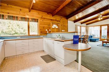 Little Blue House (Bachcare) - 