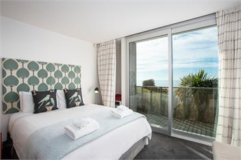 Kina Retreat - Motueka