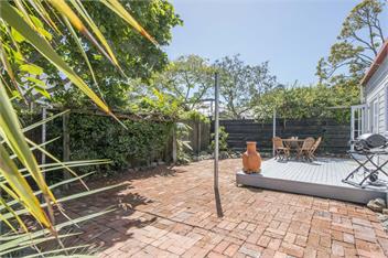Brookville Cottage - Secluded Central Location - Nelson