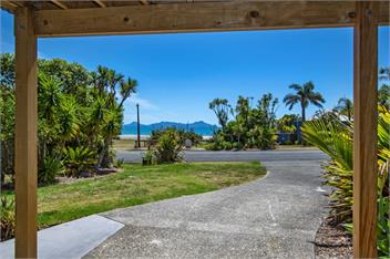 Harnifin (Bachcare) - Langs Beach