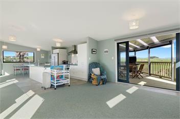 The Blue Cottage with WiFi (Bachcare) - Waipu Cove
