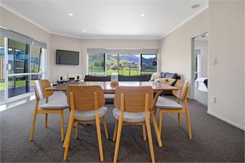 Sky Blue Retreat (Bachcare) - Waihi Beach