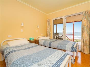 Poppy's Beach House (Bachcare) - Whangapoua
