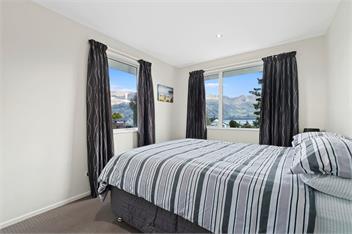 Hunter's Retreat (Bachcare) - Wanaka