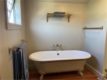 Ahuriri Beachfront Villa - Napier