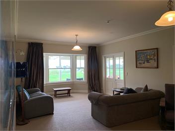Greentops Farmhouse - Martinborough
