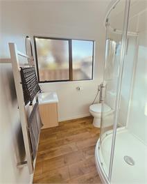 Sully’s Beach House. Spa, sauna, mini gym: 45 seconds to beach. Sleeps 7 - Mt Maunganui
