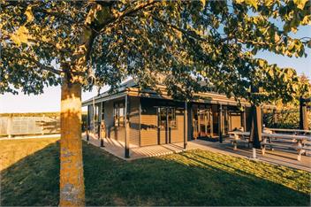 The Cellar Door (Bachcare) - Blenheim