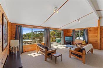 Seaview, Sun and Surf (Bachcare) - Piha
