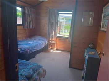 Lovely Lockwood bach in a quiet Pauanui street - Pauanui