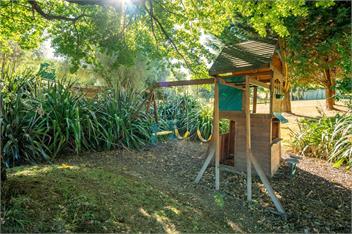 Mountviews Lodge - Swimming Pool, Spa Pool, Glamping tent, Playground - Taupo