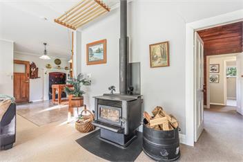 Fantail House Kaiuma Bay (Bachcare) - Havelock
