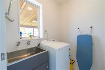 Kepler Retreat (Bachcare) - Te Anau