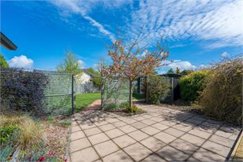 Kinloch Hideaway - 3bdrms, family friendly, close to lake! - Taupo