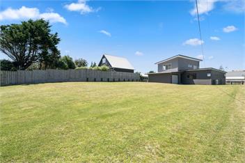 Coastal Comfort (Bachcare) - Foxton