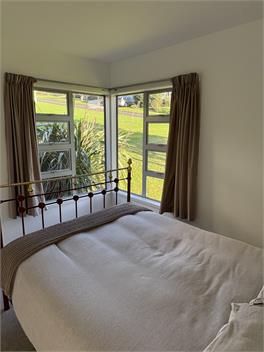 Tui's Place - Onemana
