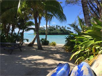 Taakoka Muri Beach Villa - Beachfront, Pool, Kayaks! - rarotonga