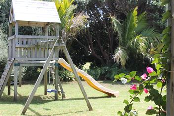 Medland's Beach Hideaway - Auckland