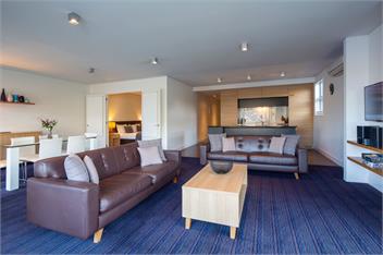 Marina 3 Bdrm Apartment with Views - Queenstown
