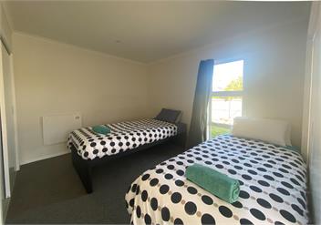 Peaceful, Warm, Sunny Lake Hawea Home - Wanaka