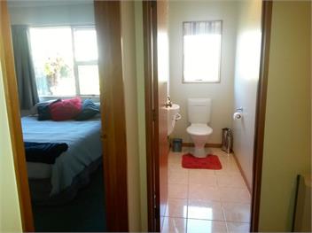 Summer Retreat (Bachcare) - Blenheim