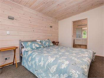 Beachfront Escape (Bachcare) - Snells Beach