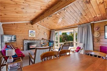 The Lake Escape (Bachcare) - Taupo Central